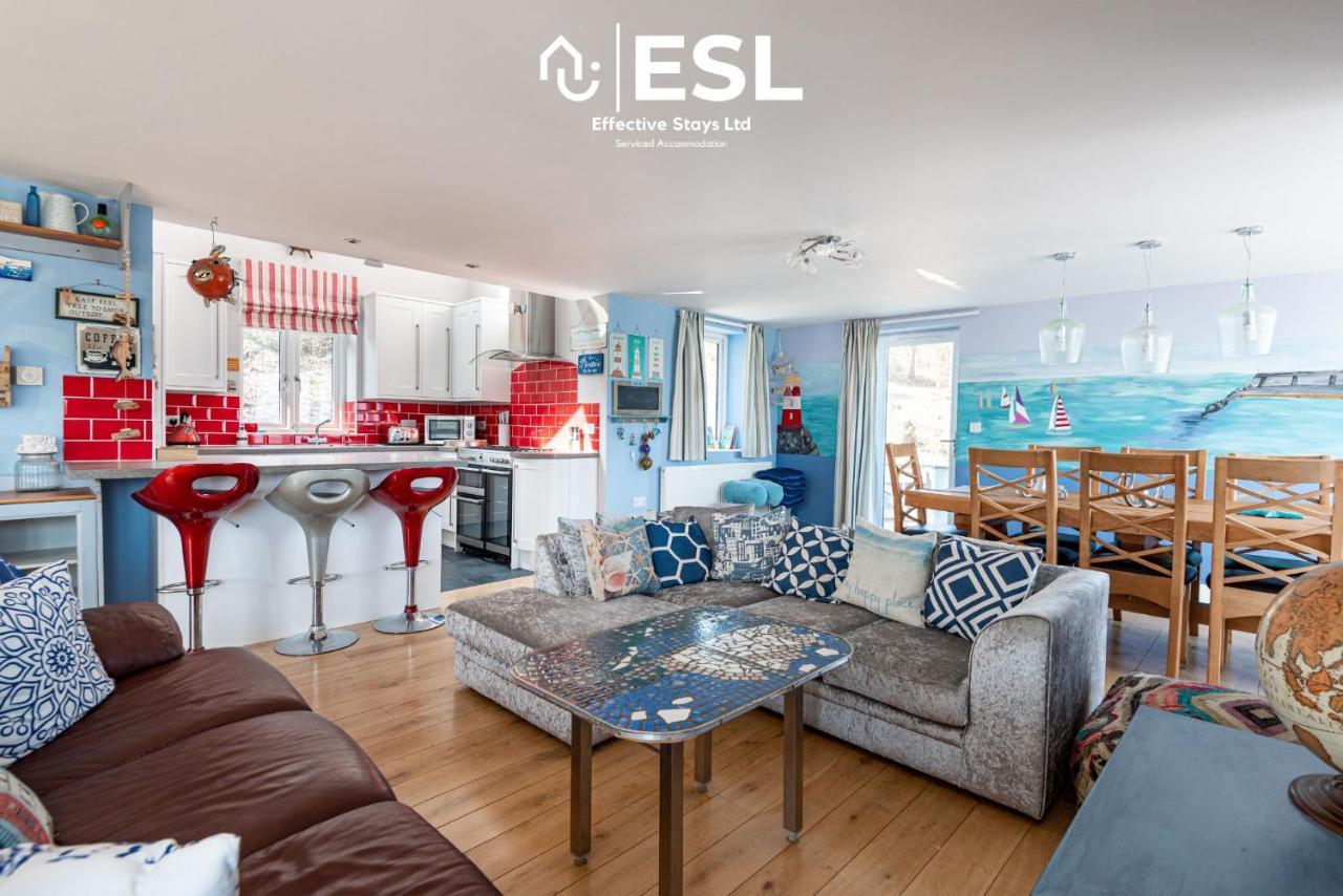 Beautiful En Suite 5 Bedroom Home With Sea Views Нью-Ки Экстерьер фото