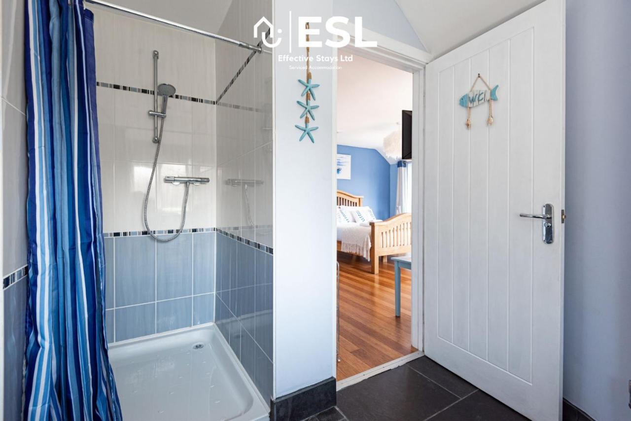 Beautiful En Suite 5 Bedroom Home With Sea Views Нью-Ки Экстерьер фото